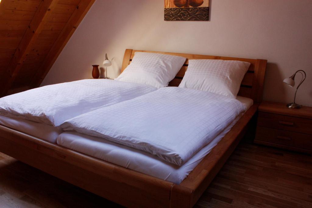Wonnentaler Apartments Kenzingen Δωμάτιο φωτογραφία