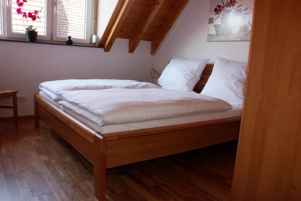 Wonnentaler Apartments Kenzingen Δωμάτιο φωτογραφία